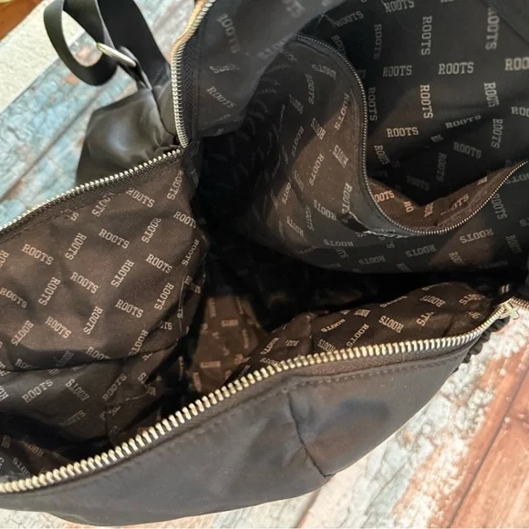 Roots Black Quilted Backpack with Zipper - Picture 3 of 6